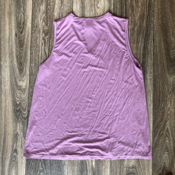 Keyhole top - Picture 3 of 6